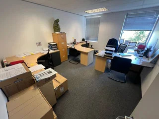 EDWARD STREET | SECOND FLOOR OFFICE SPACE TO RENT | TYGER VALLEY | 597m²