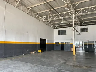 Prime Retail Space Available to Let at The Pond, Halfway House, Midrand
