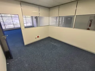 STRAND ROAD | OFFICE SPACE TO RENT IN BELLVILLE | 219m²