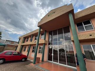 Prime Office Space to Let at 658 Trichards Road, Beyers Park, Boksburg