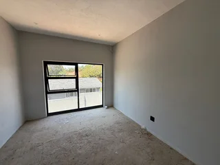 Prime First-Floor Offices To Let – 470 Ontdekkers Road, Roodepoort