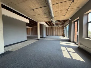 Premium Office Space to Let in Stonemill Office Park, Cresta, Randburg