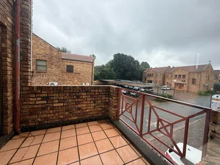 First Floor Office Space to Let in Argyle Square Office Park, Roodepoort