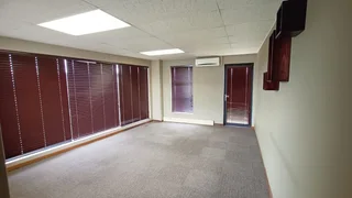 800 SQUARE METER OFFICE SPACE FOR SALE | SILVER LAKES | PRETORIA