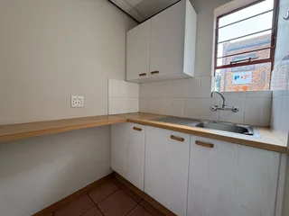 First Floor Office Space to Let in Argyle Square Office Park, Roodepoort