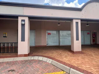 Prime Retail Space to Let in Beacon Isle Shopping Centre, Florida, Roodepoort