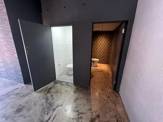 BUILDING EDWARD 3 - RETAIL TO RENT - TYGER VALLEY - 187m²