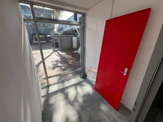 BUILDING EDWARD 3 - RETAIL TO RENT - TYGER VALLEY - 187m²