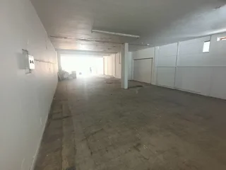 MIDDESTAD BUILDING | RETAIL/OFFICE SPACE TO LET IN PAROW | 203m²