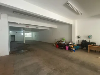 MIDDESTAD BUILDING | RETAIL/OFFICE SPACE TO LET IN PAROW | 203m²