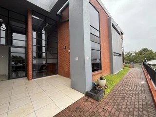Beautifully Furnished Office Space for Sale in Willowbrook Office Estate, Ruimsig, Roodepoort