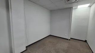 LOUGARDIA OFFICE BUILDING | EMBANKMENT ROAD | CENTURION CENTRAL