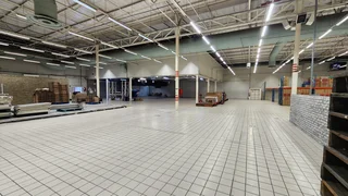 BRACKENFELL HYPER | COMMERCIAL SPACE TO RENT | BRACKENFELL | 3,517m²