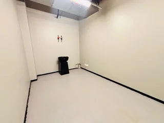 Salon Space to Let – Prime Location on Albertina Sisulu Road, Johannesburg