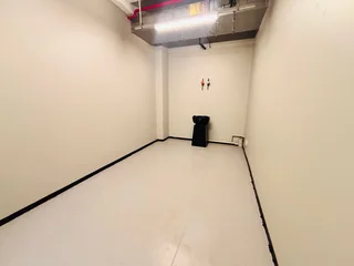 Salon Space to Let – Prime Location on Albertina Sisulu Road, Johannesburg