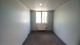 GLEN MANOR OFFICE PARK | FRIKKIE DE BEER STREET | EVEXIA BUILDING | MENLYN