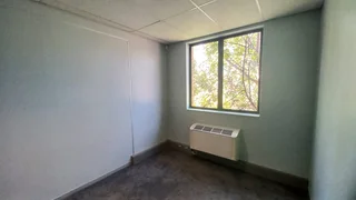 GLEN MANOR OFFICE PARK | FRIKKIE DE BEER STREET | EVEXIA BUILDING | MENLYN