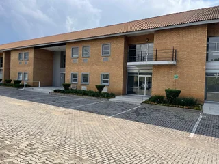 Prime Office Space to Let in Riverview Office Park, Halfway Gardens, Midrand