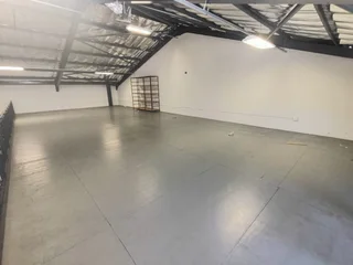 NORTHUMBERLAND STREET | BUILDING TO LET IN OAKDALE | 900m²