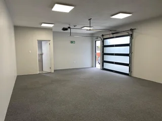 Modern Duplex Office Unit to Let - 88 Richards Drive, Halfway House, Midrand