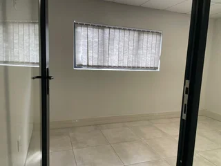 Modern Duplex Office Unit to Let - 88 Richards Drive, Halfway House, Midrand