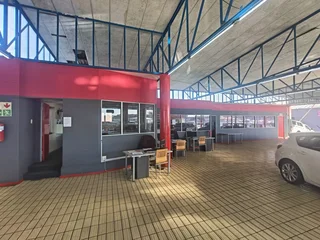 VOORTREKKER ROAD | CAR SHOWROOM FOR SALE | GOODWOOD | 2200m²