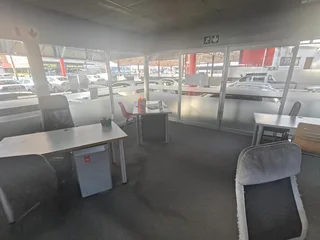 VOORTREKKER ROAD | CAR SHOWROOM FOR SALE | GOODWOOD | 2200m²