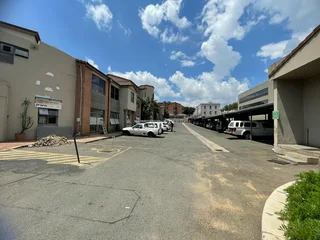 Sectional Title Office Unit to Let – Appian Place, Ferndale, Randburg