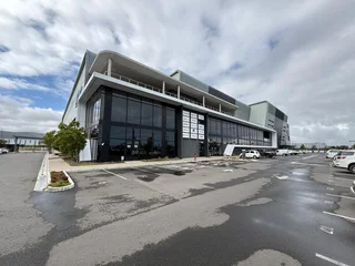 Richmond Southern Close | Office Space To Let In Richmond Park | 600m²