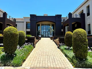 A-Grade Office Space to Let – Peter Place Office Park, Bryanston