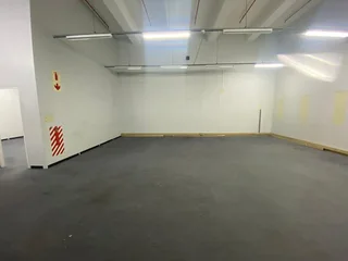 BLOEM STREET | SHOWROOM/RETAIL SPACE AVAILABLE FOR RENT | CAPE TOWN CBD | 1754m²