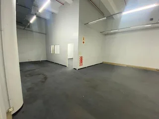 BLOEM STREET | SHOWROOM/RETAIL SPACE AVAILABLE FOR RENT | CAPE TOWN CBD | 1754m²