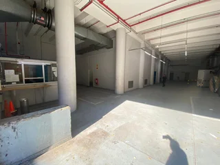 BLOEM STREET | SHOWROOM/RETAIL SPACE AVAILABLE FOR RENT | CAPE TOWN CBD | 1754m²