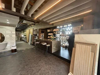 Prime Retail Space to Let - The Woods Shopping Centre, Craighall