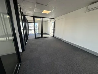 PASSERINA ROAD | OFFICE SPACE TO LET IN SANDOWN | 188m²