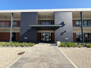 Sandown Square Business Park | Office Space For Sale In Sandown | 92m²