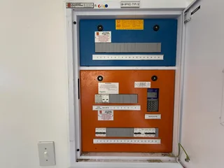 SANDOWN SQUARE BUSINESS PARK | OFFICE SPACE FOR SALE IN SANDOWN | 92m²