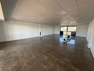 SANDOWN SQUARE BUSINESS PARK | OFFICE SPACE FOR SALE IN SANDOWN | 92m²