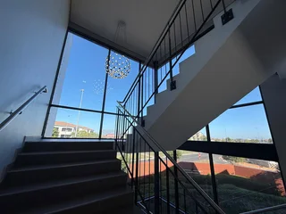 SANDOWN SQUARE BUSINESS PARK | OFFICE UNITS FOR SALE IN TABLE VIEW | 188m²