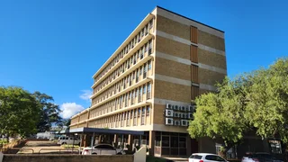MARKET STREET | OFFICE TO RENT | PAARL | 365m²