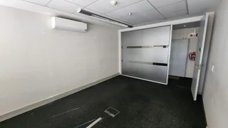 MARKET STREET | OFFICE TO RENT | PAARL | 365m²