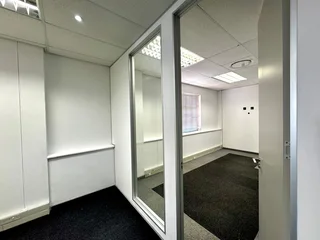 Prime First Floor Office Space to Let - Hamptons Office Park, Bryanston