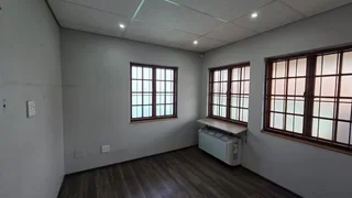 Modern Office space to let in Highveld close to Gautrain station