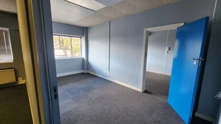 MAIN ROAD | OFFICE TO RENT | PAARL | 55m²