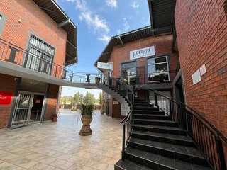 Modern Retail Space to Let in 1 Kloof Mall Lifestyle Centre, Bedfordview