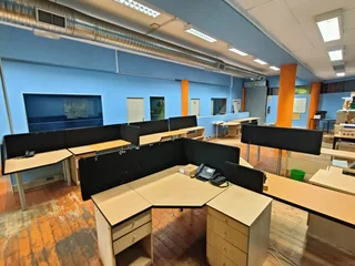 JOUBERT STREET | RETAIL SPACE AVAILABLE | PAROW VALLEY | 326m²