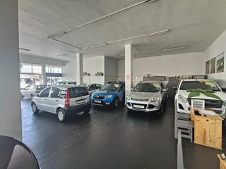 TOWNSEND ESTATE | CAR SHOWROOM TO RENT | GOODWOOD | 450m²