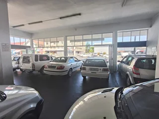 TOWNSEND ESTATE | CAR SHOWROOM TO RENT | GOODWOOD | 450m²