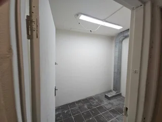 STRAND STREET | RETAIL SPACE FOR RENT | CAPE TOWN CBD | 128.5m²