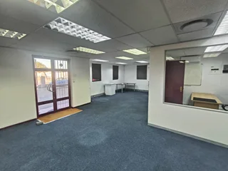 VASCO ESTATE | SECURE OFFICE SPACE AVAILABLE TO LET IN GOODWOOD | 130m²